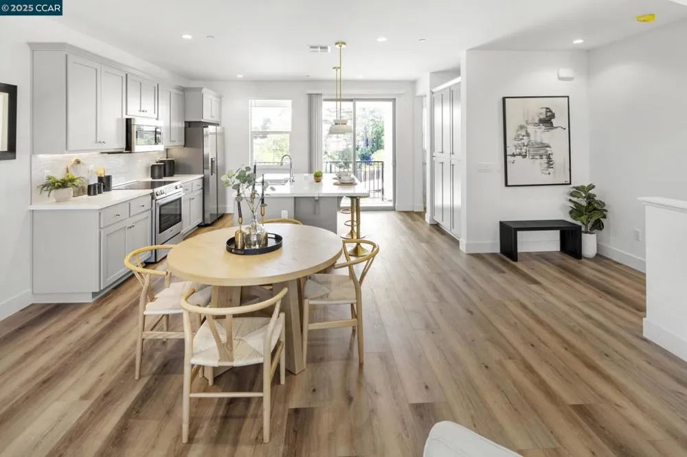 2809 Arjan Court San Pablo, CA 94806
