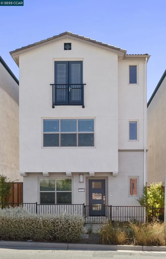 2809 Arjan Court San Pablo, CA 94806