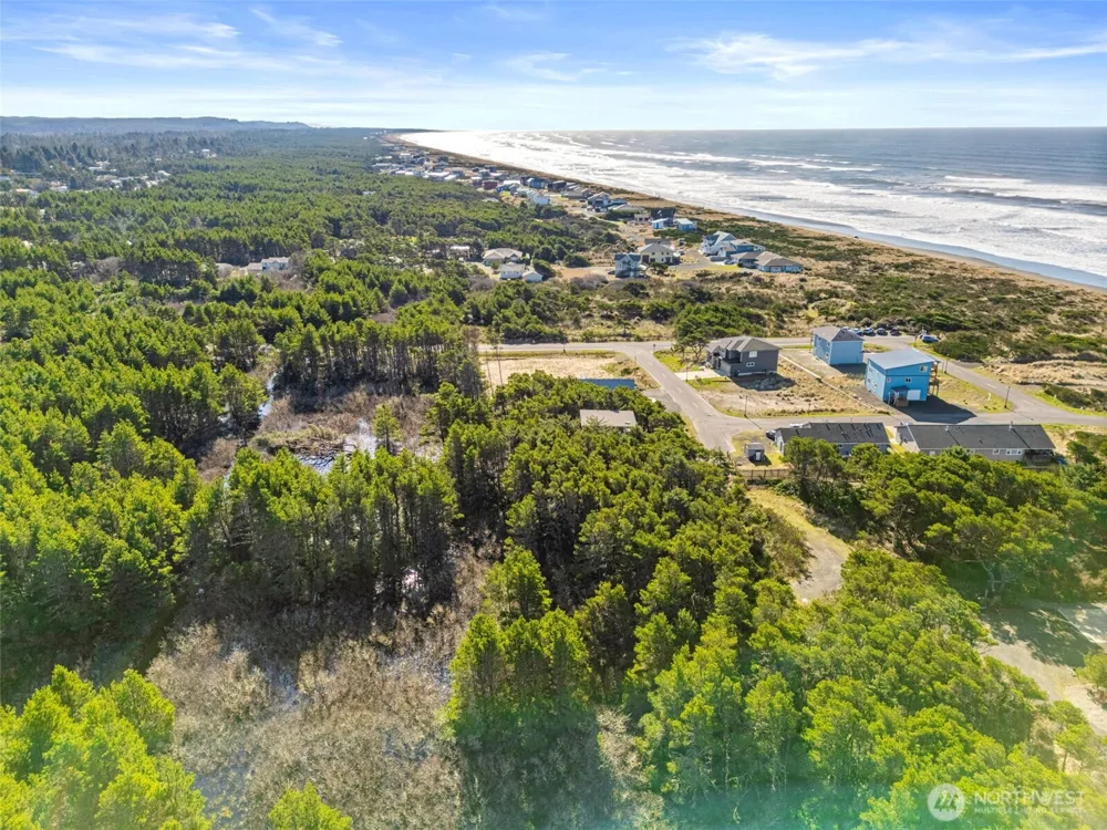 5 Gold Street Westport, WA 98595