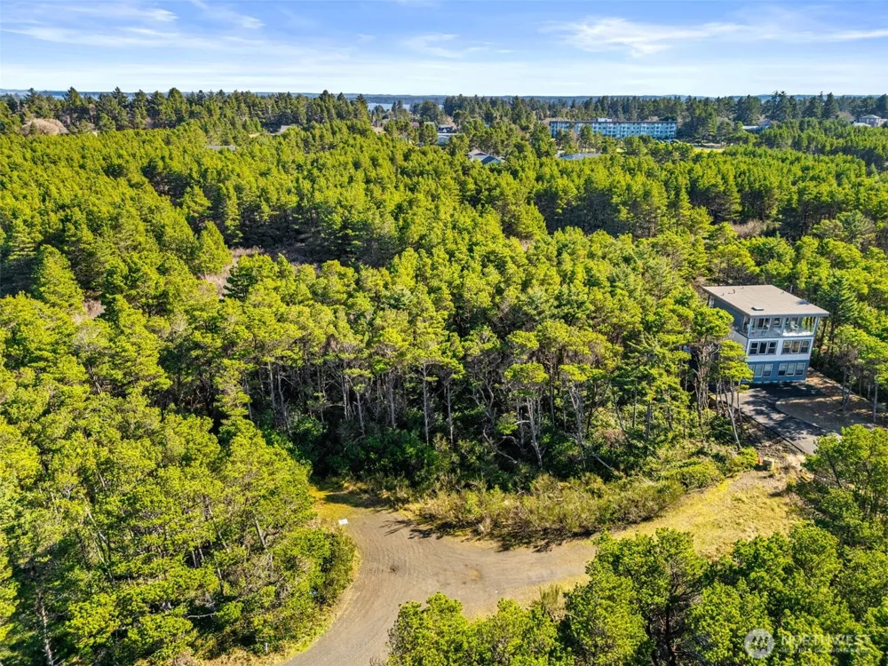 5 Gold Street Westport, WA 98595