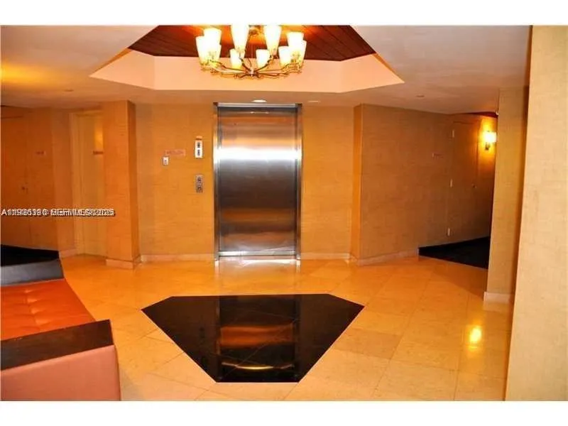3300 NE 191st St #518 Aventura, FL 33180