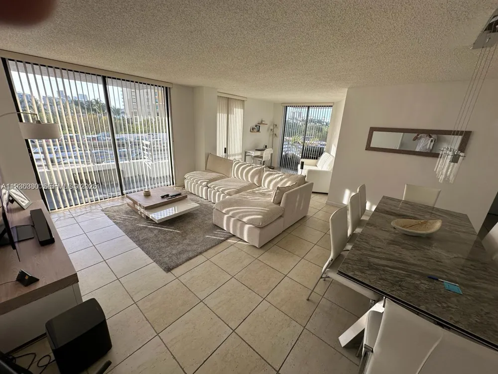 3300 NE 191st St #518 Aventura, FL 33180