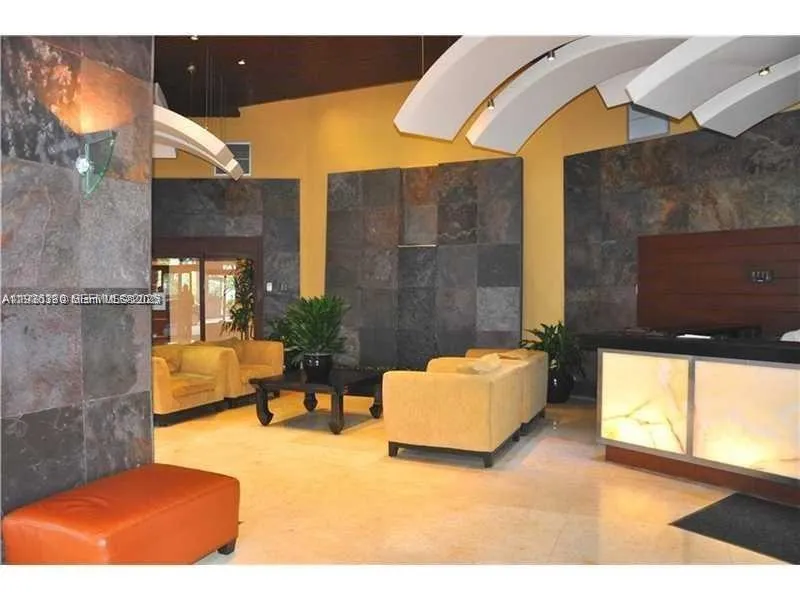 3300 NE 191st St #518 Aventura, FL 33180
