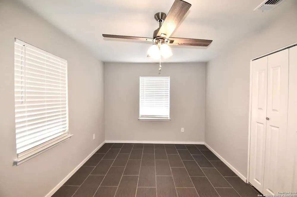 4915 Fridell Street San Antonio, TX 78237