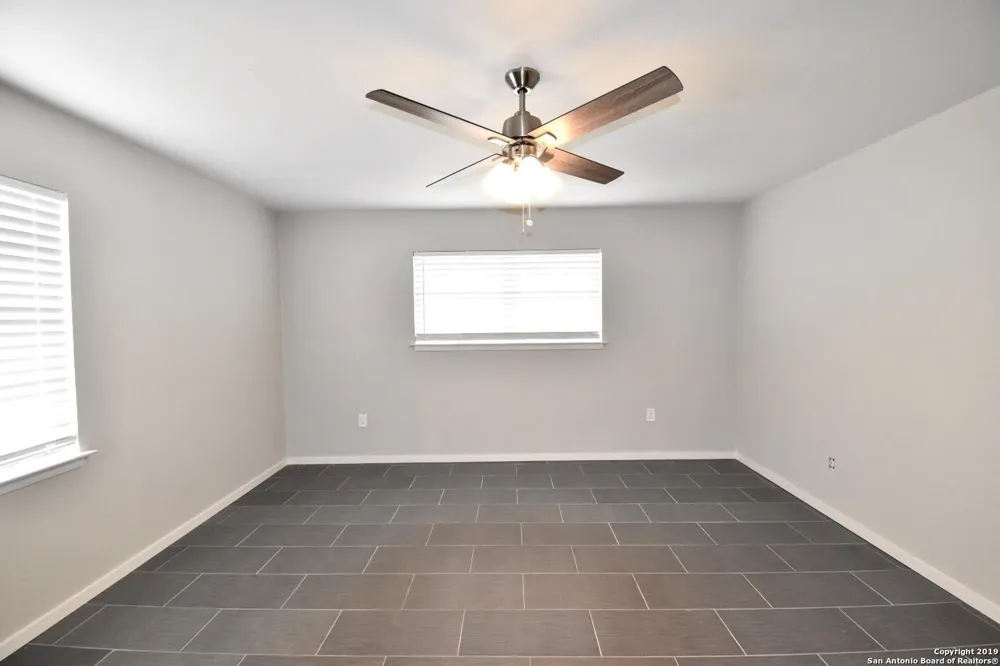 4915 Fridell Street San Antonio, TX 78237