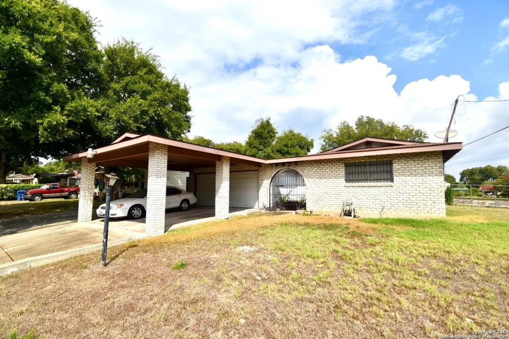 4915 Fridell Street San Antonio, TX 78237