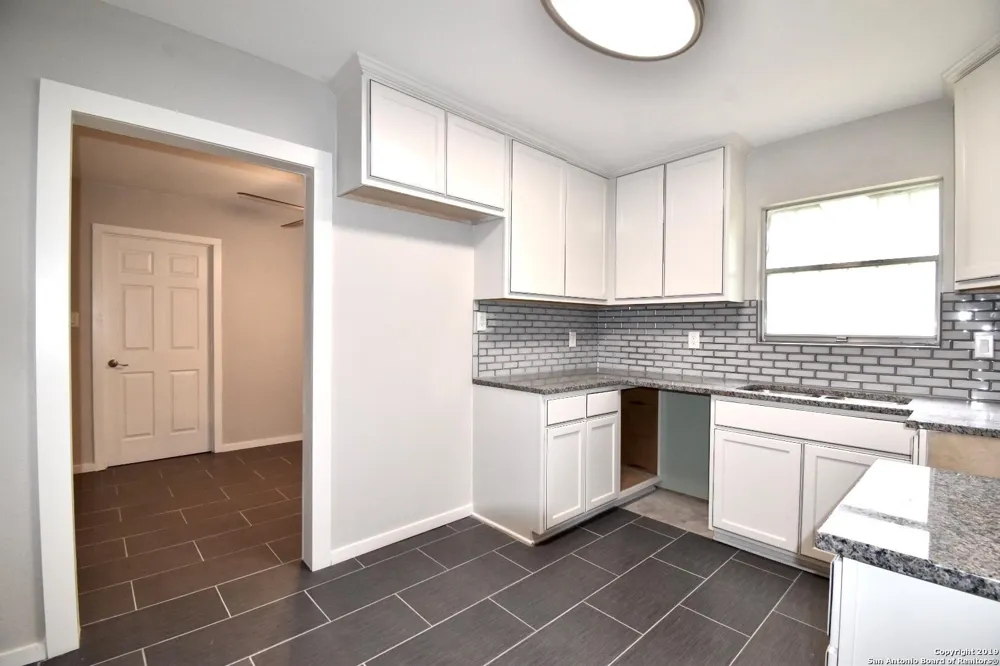 4915 Fridell Street San Antonio, TX 78237