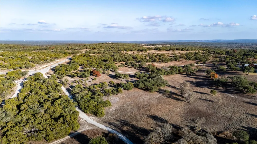 525 Outlook Drive Wimberley, TX 78676