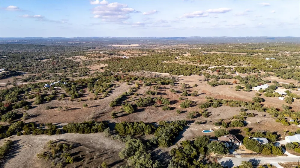 525 Outlook Drive Wimberley, TX 78676