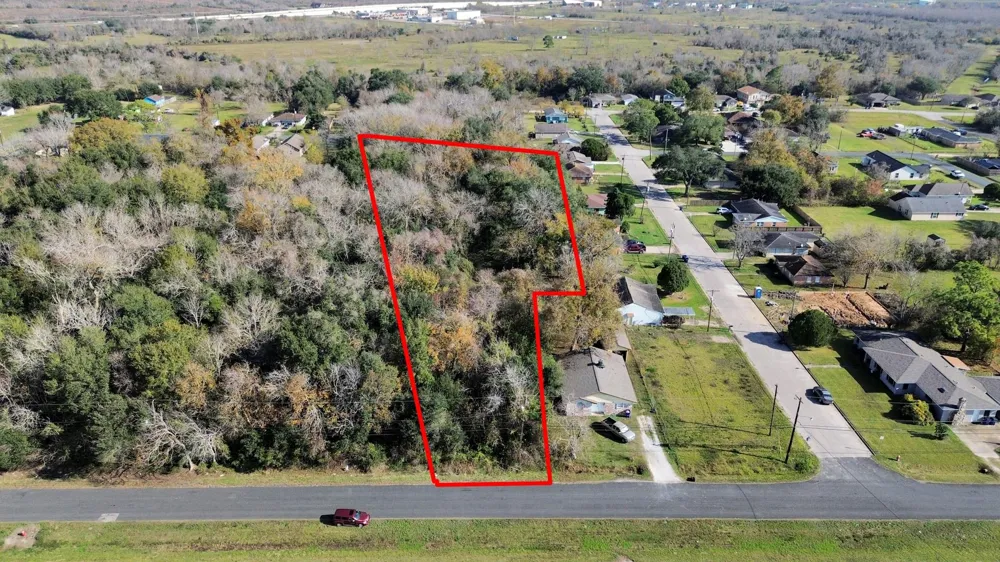 Oak St N Texas City, TX 77590