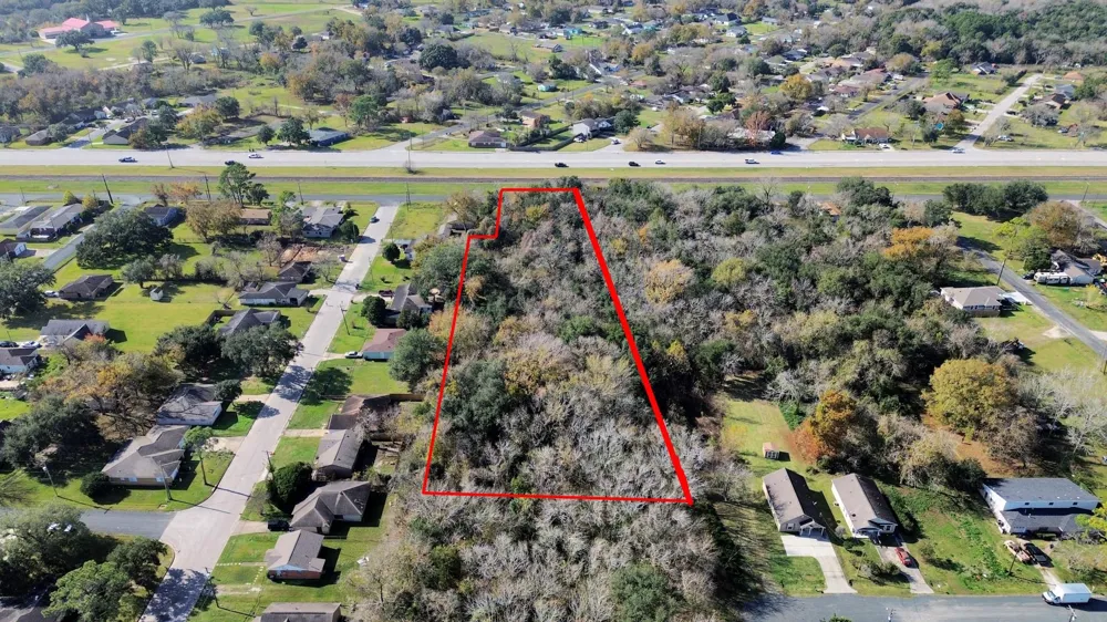 Oak St N Texas City, TX 77590