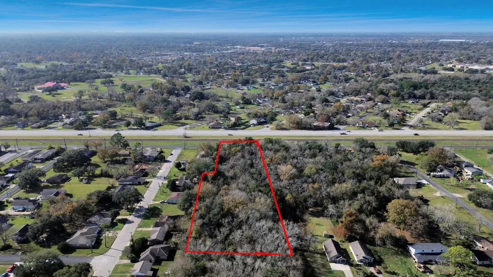 Oak St N Texas City, TX 77590
