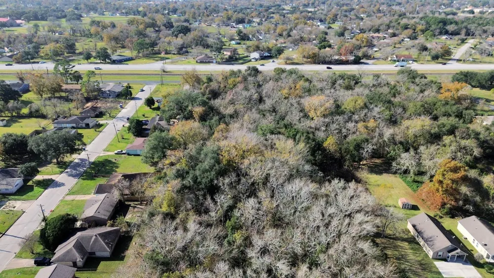 Oak St N Texas City, TX 77590