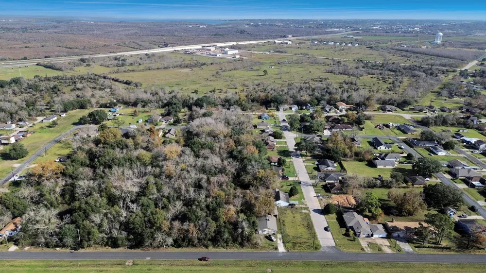 Oak St N Texas City, TX 77590