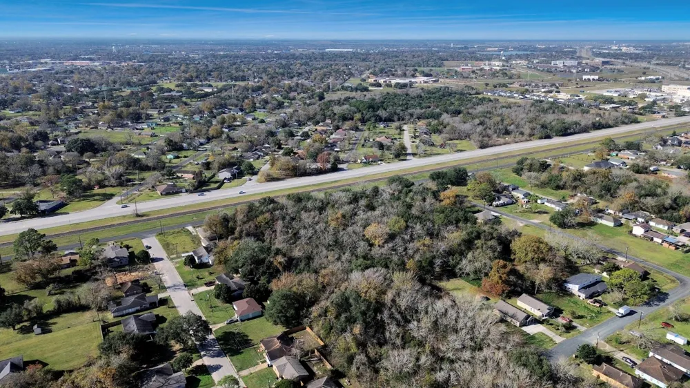 Oak St N Texas City, TX 77590