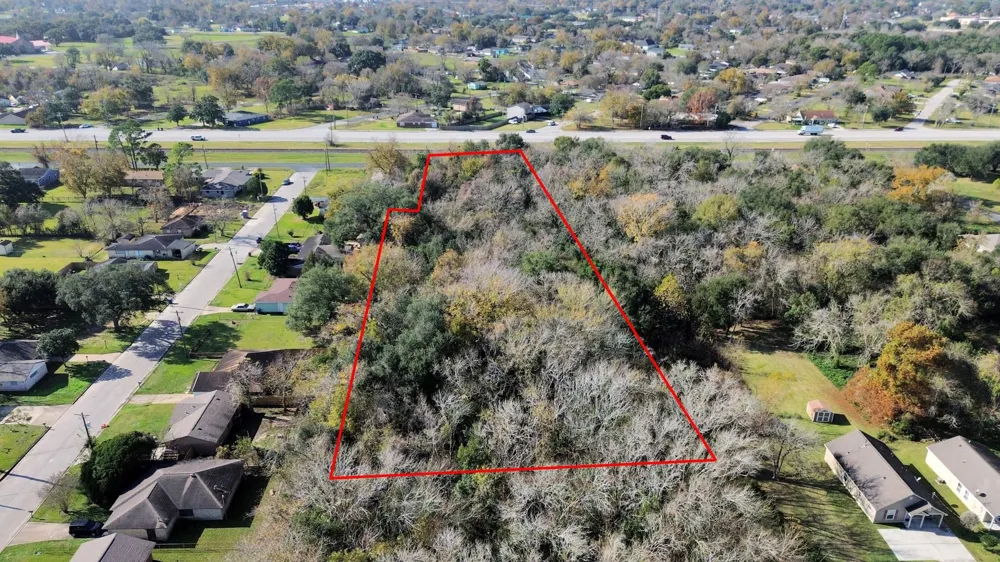 Oak St N Texas City, TX 77590