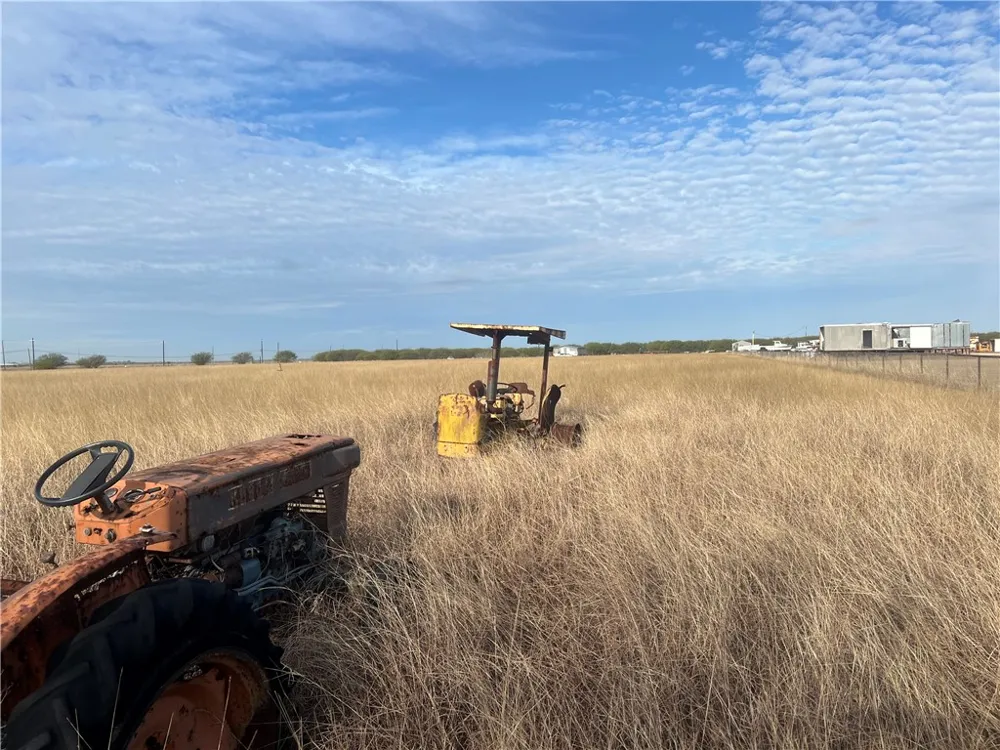 8051 Fm 1068 Mathis, TX 78368