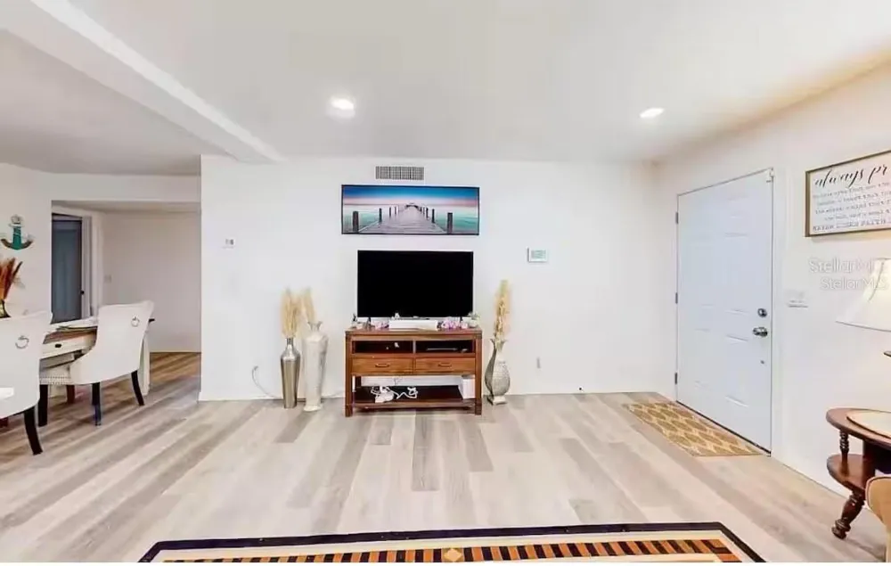 Address Not Shown Clearwater, FL 33759