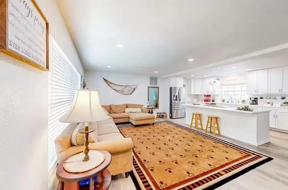 Address Not Shown Clearwater, FL 33759