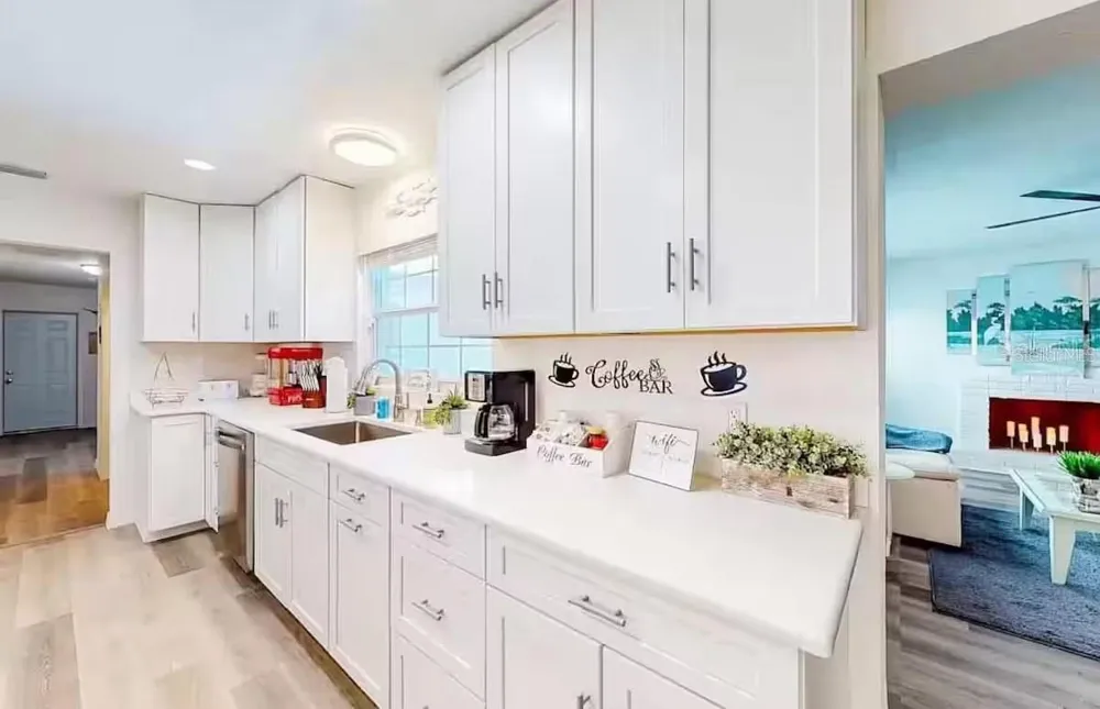 Address Not Shown Clearwater, FL 33759