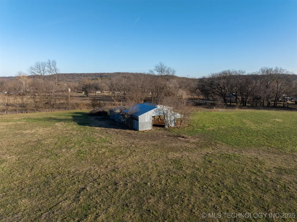 471 S 437 Locust Grove, OK 74352