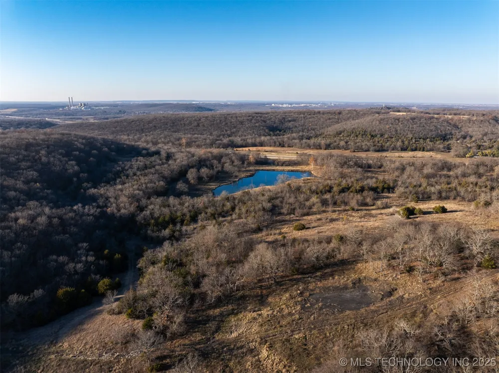 471 S 437 Locust Grove, OK 74352