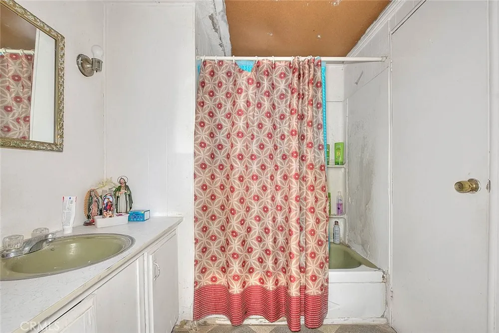 29570 13 th Street Nuevo, CA 92567
