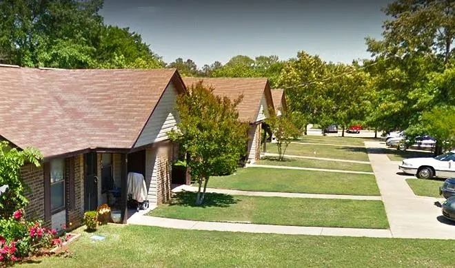202 Keasler Hughes Springs, TX 75656