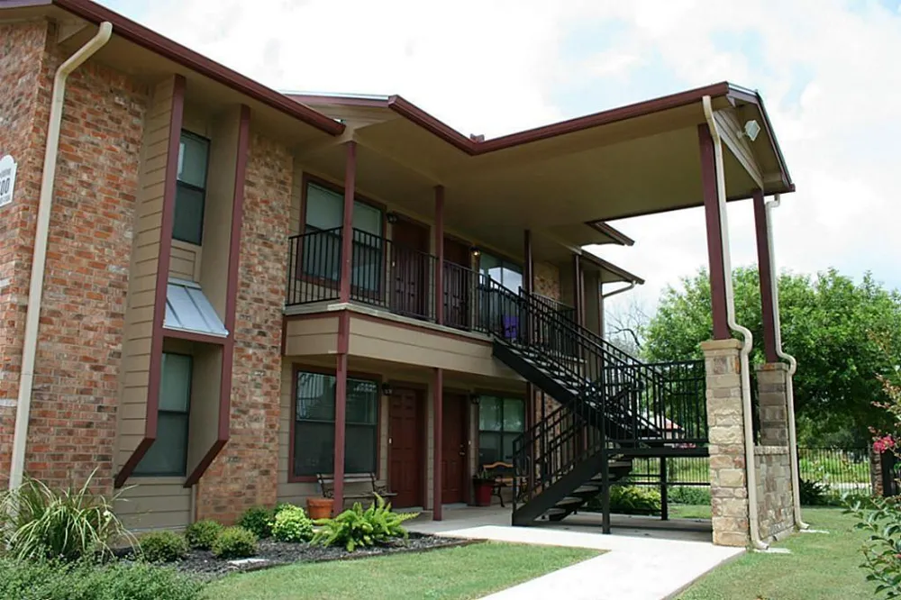 2701 Zanderson Jourdanton, TX 78026