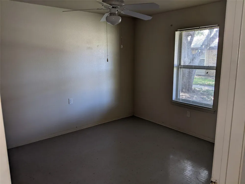 591 E Highway Street Fredericksburg, TX 78624