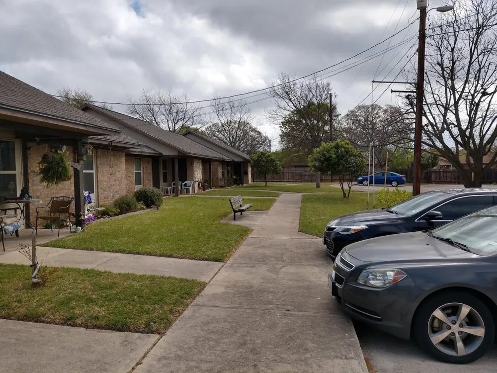 591 E Highway Street Fredericksburg, TX 78624