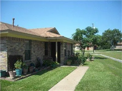 1701 Waco Street #15