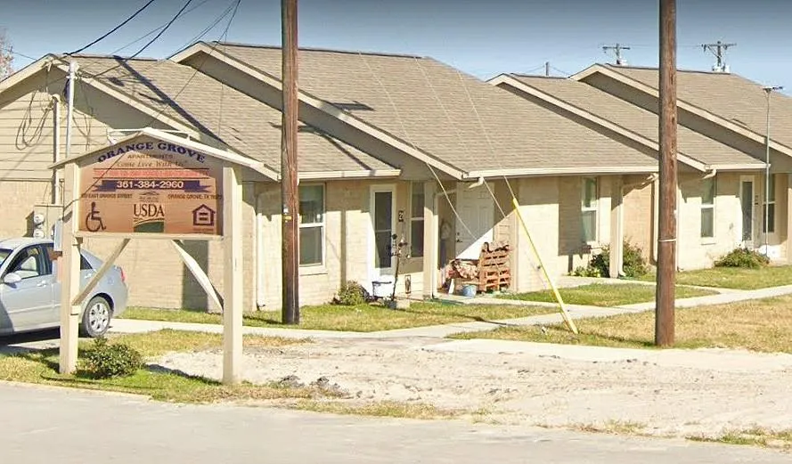 520 E Orange Street Orange Grove, TX 78372