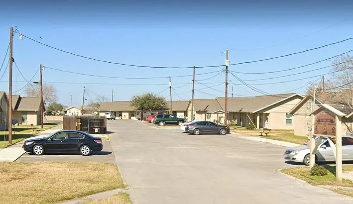 520 E Orange Street Orange Grove, TX 78372