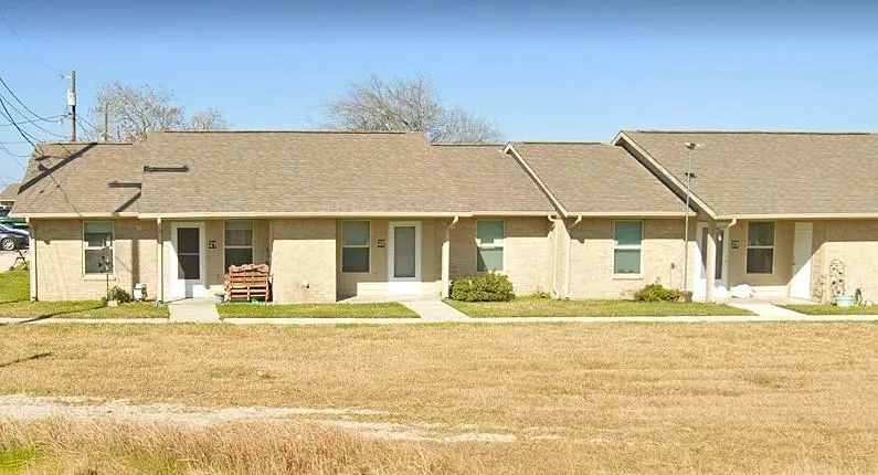 520 E Orange Street Orange Grove, TX 78372