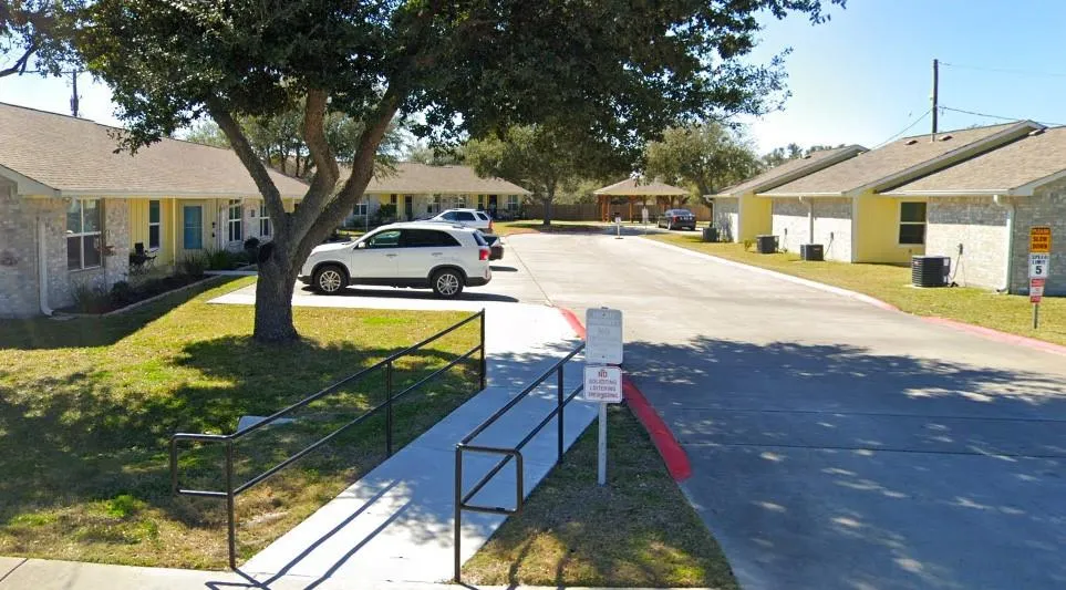 1201 Live Oak Rockport, TX 78382