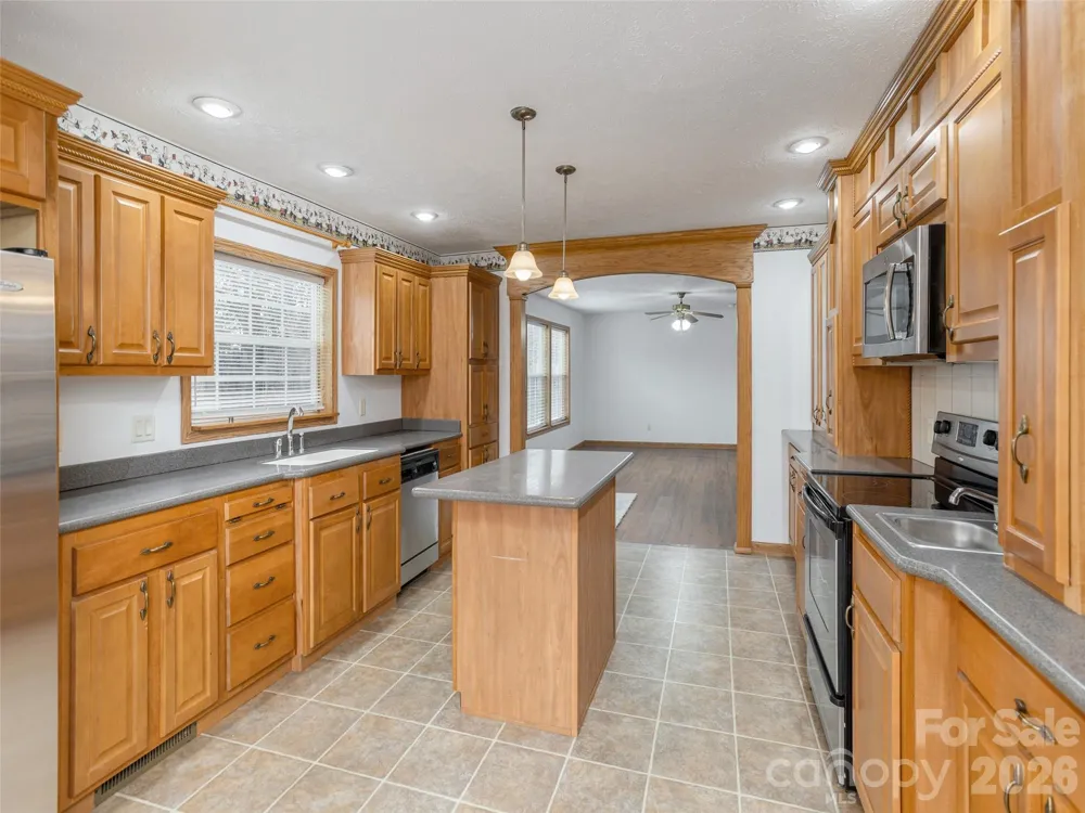 65 Philips Court Fletcher, NC 28732