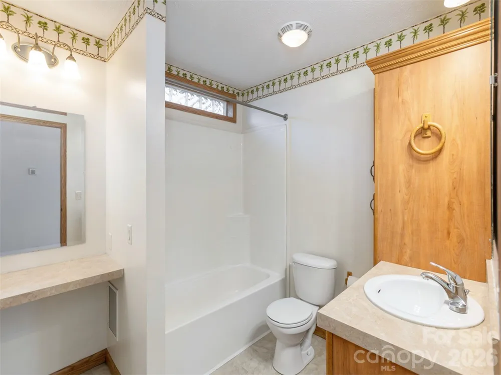 65 Philips Court Fletcher, NC 28732