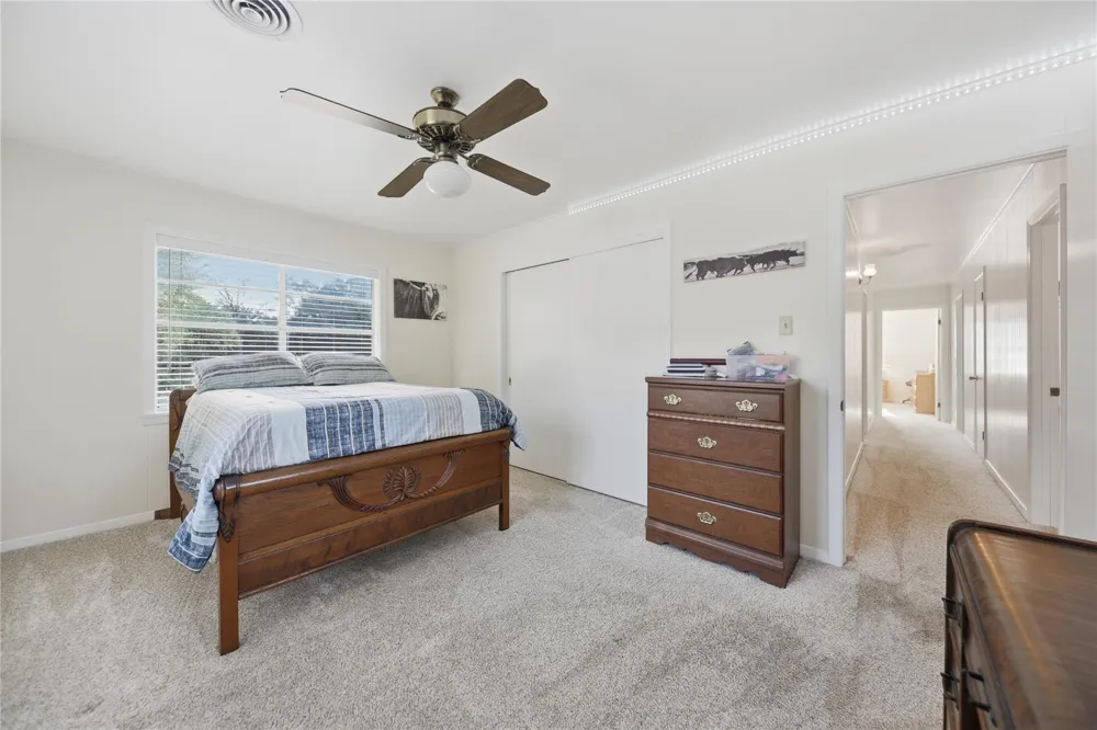 505 Live Oak Street Round Top, TX 78954