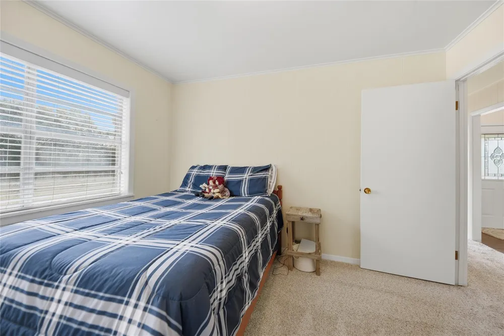 505 Live Oak Street Round Top, TX 78954