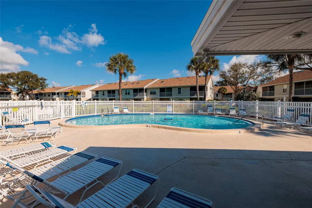 216 SUN VISTA CT S Treasure Island, FL 33706