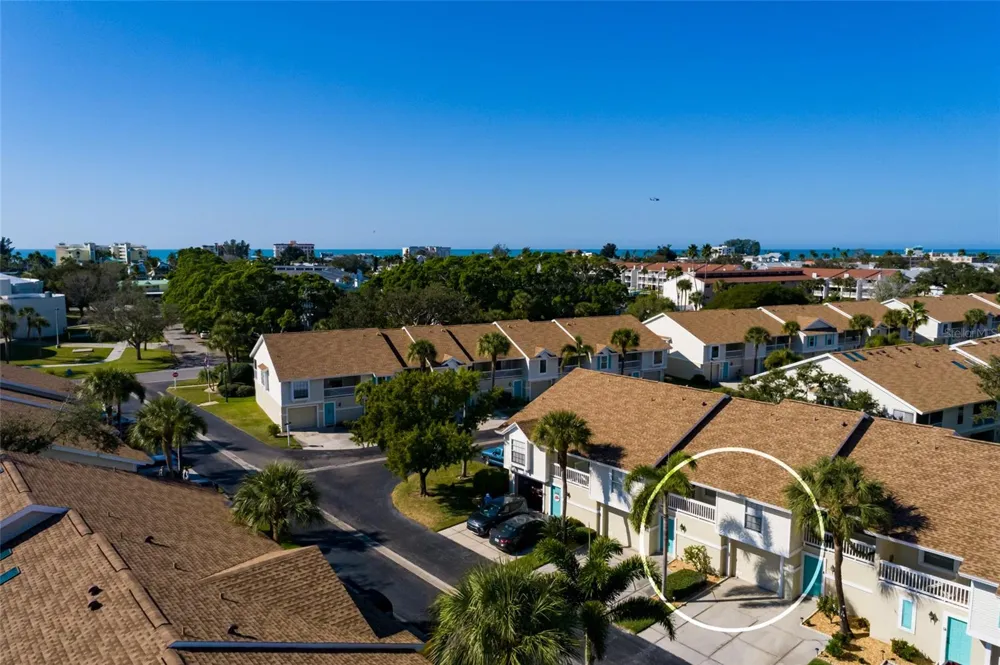 216 SUN VISTA CT S Treasure Island, FL 33706