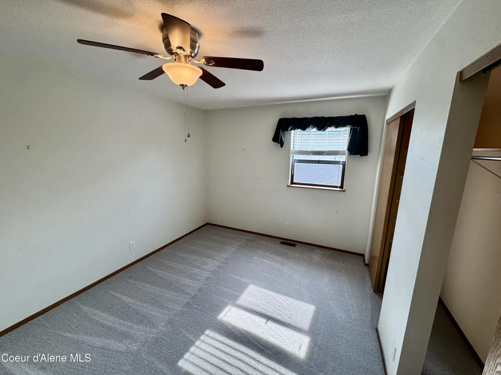1563 W WOODLAWN DRIVE Hayden, ID 83835