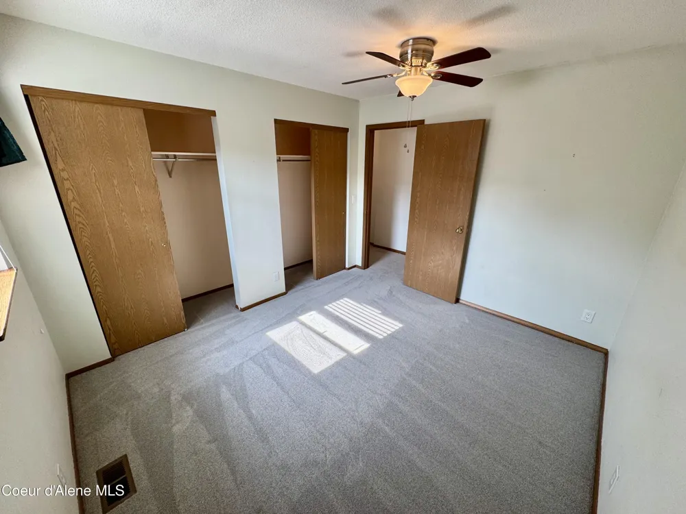 1563 W WOODLAWN DRIVE Hayden, ID 83835