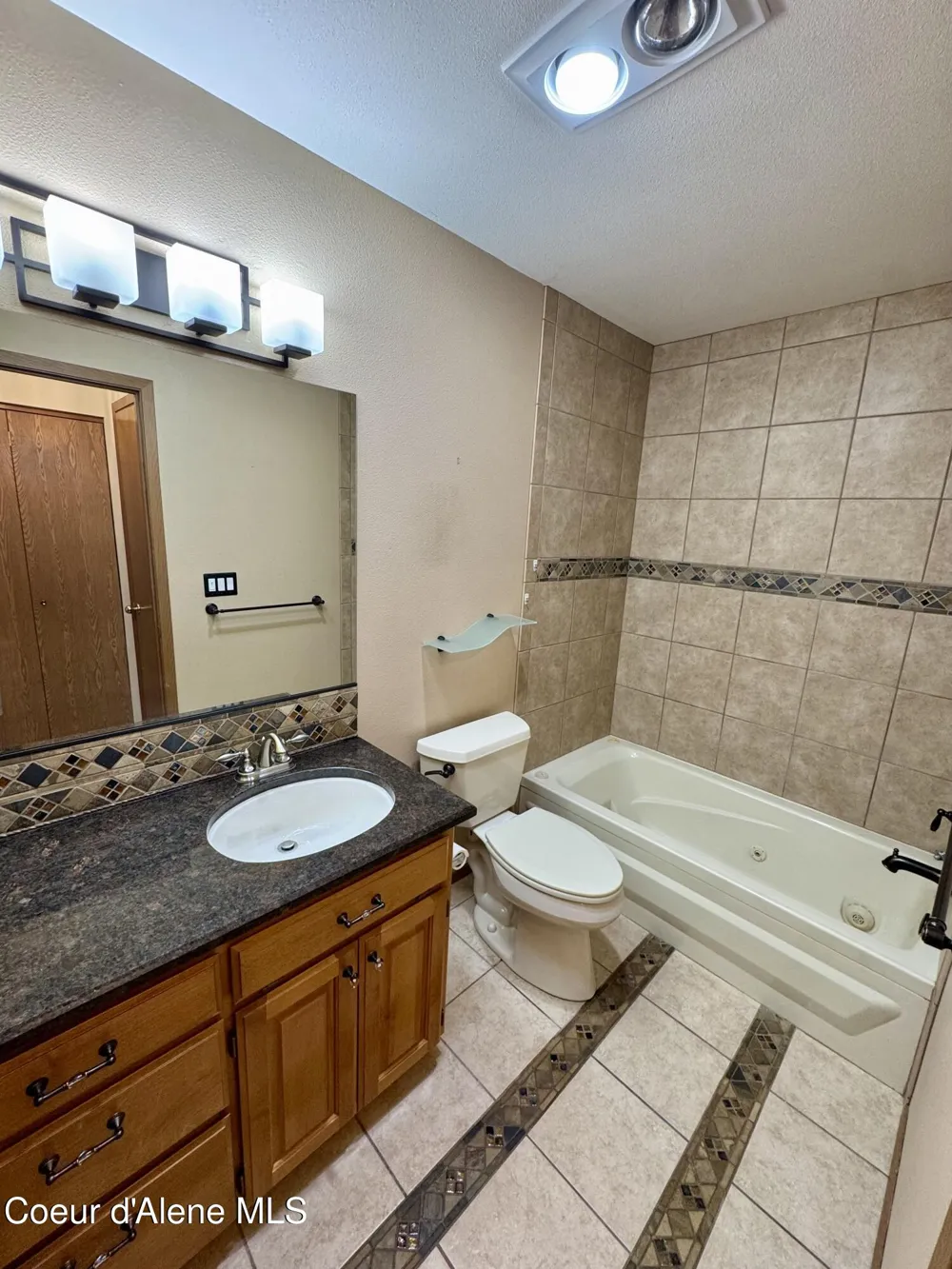 1563 W WOODLAWN DRIVE Hayden, ID 83835