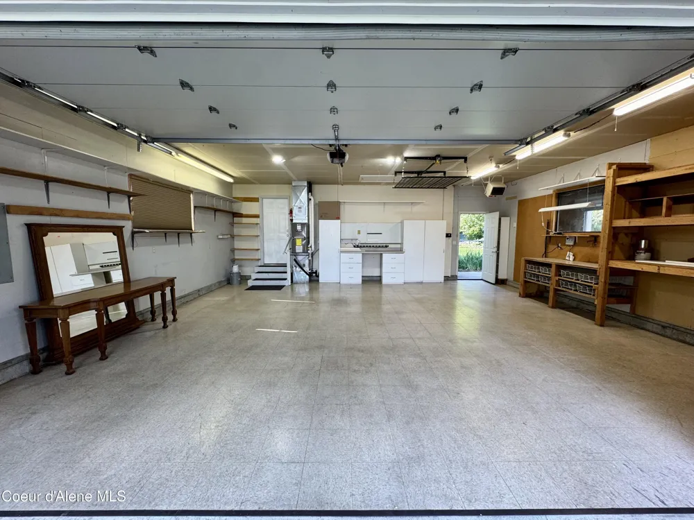1563 W WOODLAWN DRIVE Hayden, ID 83835