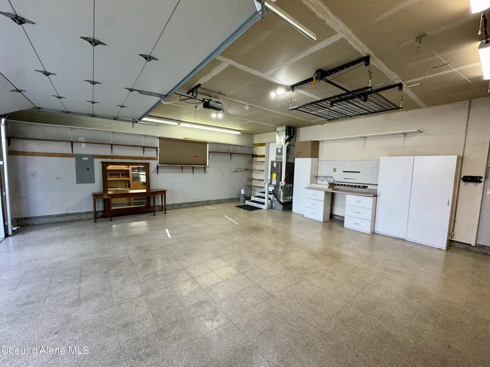 1563 W WOODLAWN DRIVE Hayden, ID 83835