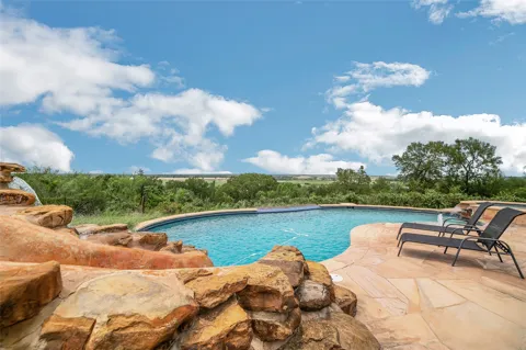 520 Double Eagle Ranch Drive