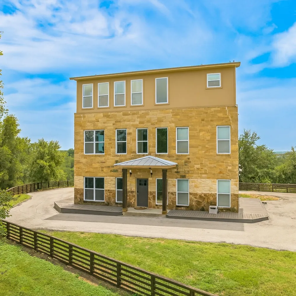 520 Double Eagle Ranch Drive Cedar Creek, TX 78612