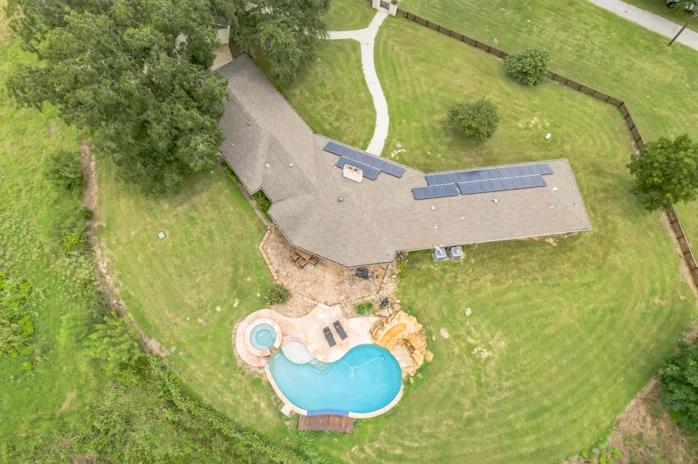 520 Double Eagle Ranch Drive Cedar Creek, TX 78612